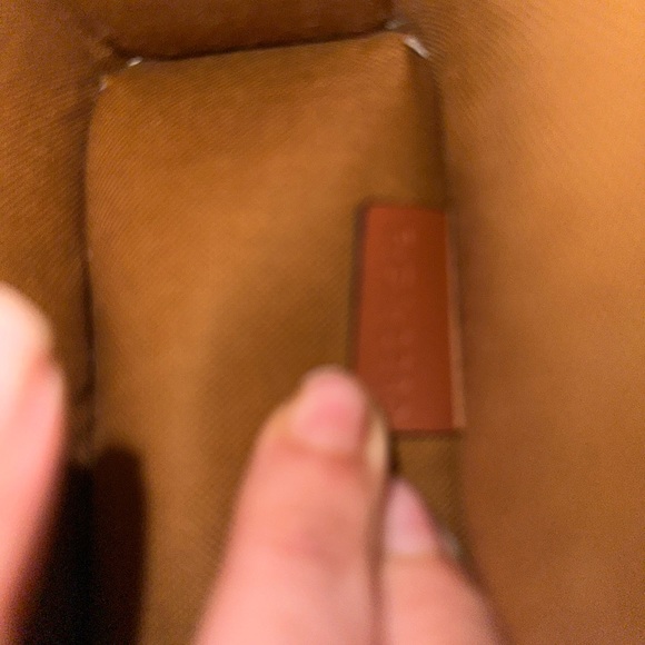 Celine Vertical Mini Cabas Triomphe Excellent condition with strap authentic - Picture 11 of 13